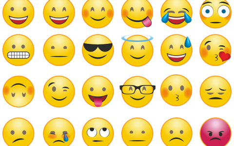 24 emojis depicting various emotions